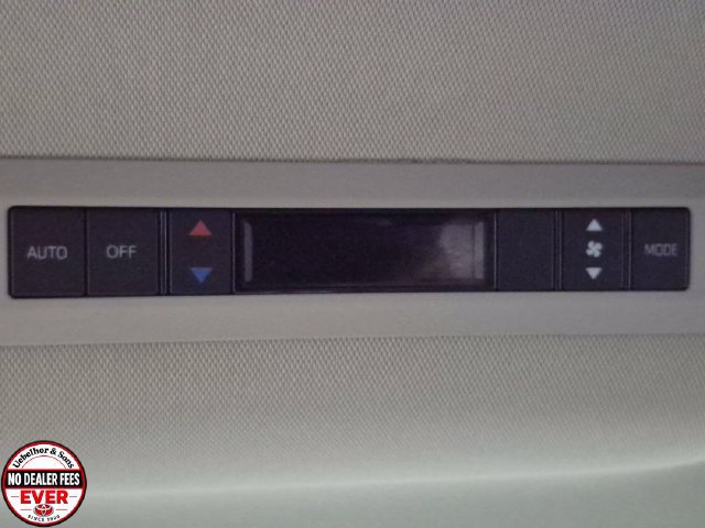 Certified 2023 Toyota Sienna LE FWD image 25
