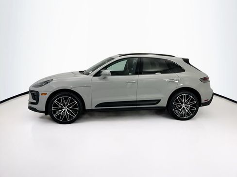 Used 2022 Porsche Macan AWD/4WD image 8
