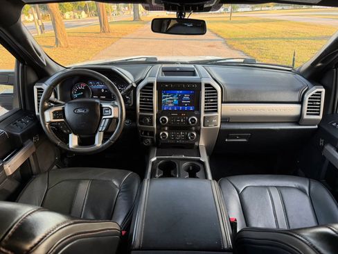 Used 2020 Ford F350 Platinum w/ Snow Plow Prep Package AWD/4WD image 11