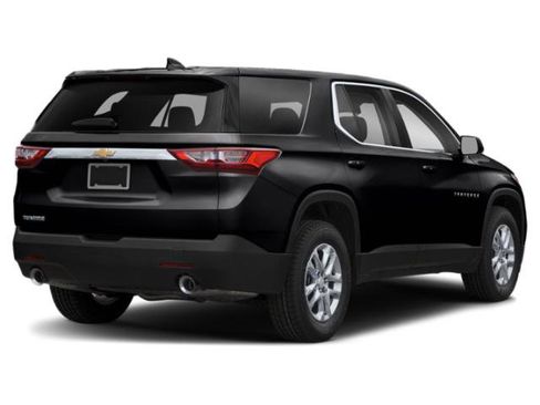Used 2019 Chevrolet Traverse LS AWD/4WD image 3
