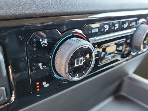 Used 2024 Chevrolet Silverado 2500 LTZ w/ LTZ Plus Package image 35