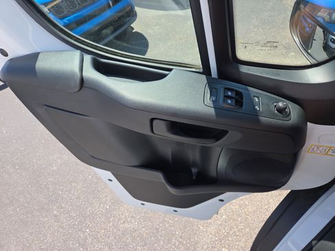 New 2026 RAM ProMaster 2500 w/ Convenience Group FWD image 10