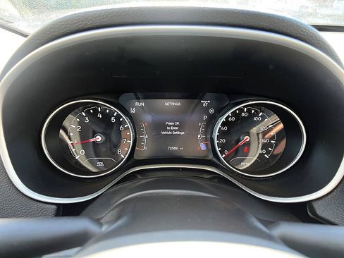 Used 2021 Jeep Compass Limited AWD/4WD image 16