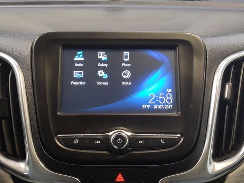 Used 2018 Chevrolet Equinox LT FWD image 25