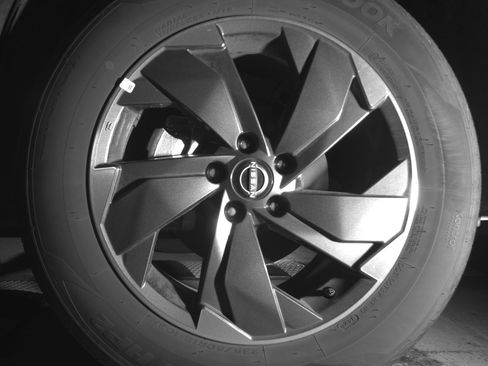 Used 2025 Nissan Rogue SV image 12