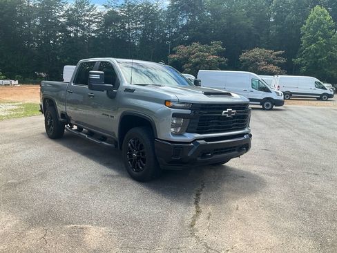 Used 2026 Chevrolet Silverado 2500 Custom w/ Custom Value Package AWD/4WD image 3