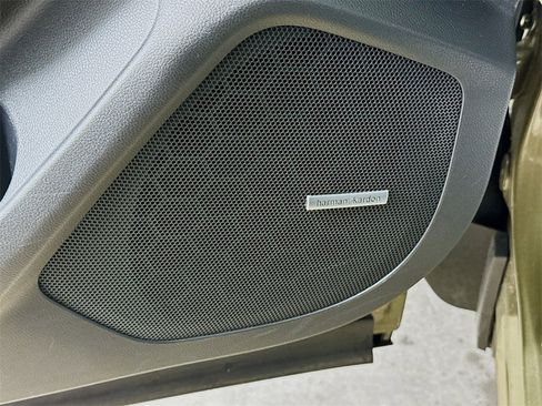 Used 2022 Subaru Ascent Limited w/ Technology Package image 24