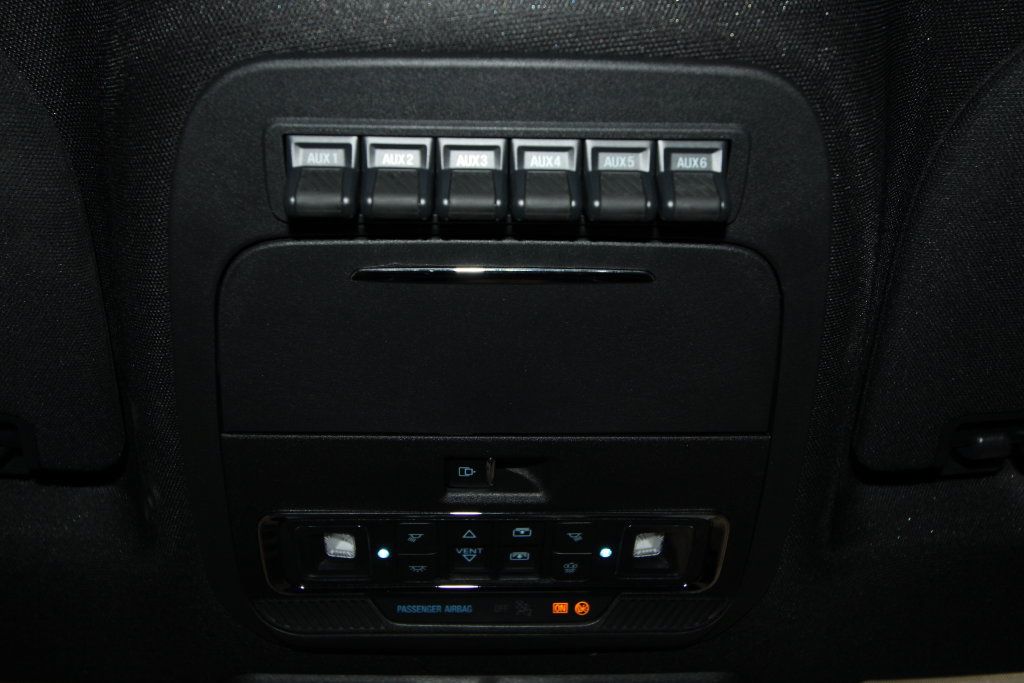 Used 2025 Ford F350 Platinum AWD/4WD image 21