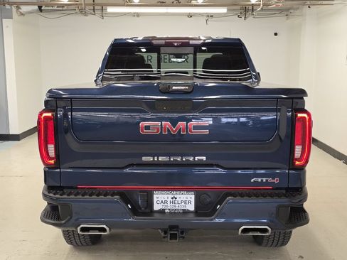 Used 2020 GMC Sierra 1500 AT4 w/ AT4 Premium Package AWD/4WD image 9