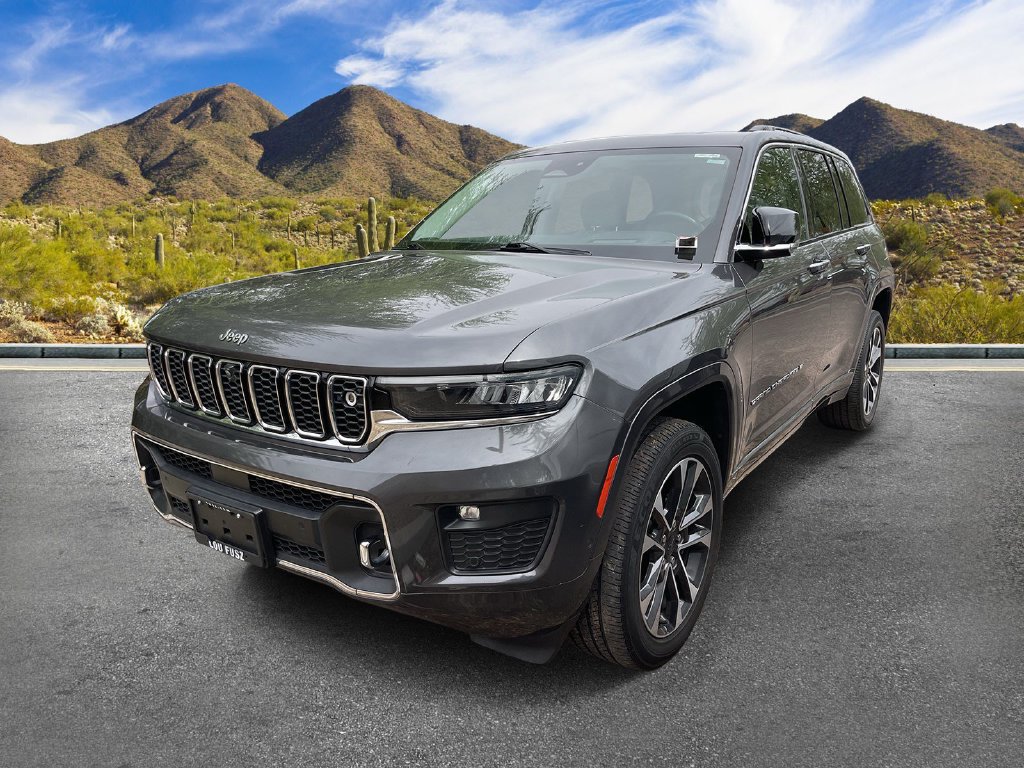 Certified 2022 Jeep Grand Cherokee Overland w/ Adv Protech Group III AWD/4WD image 14