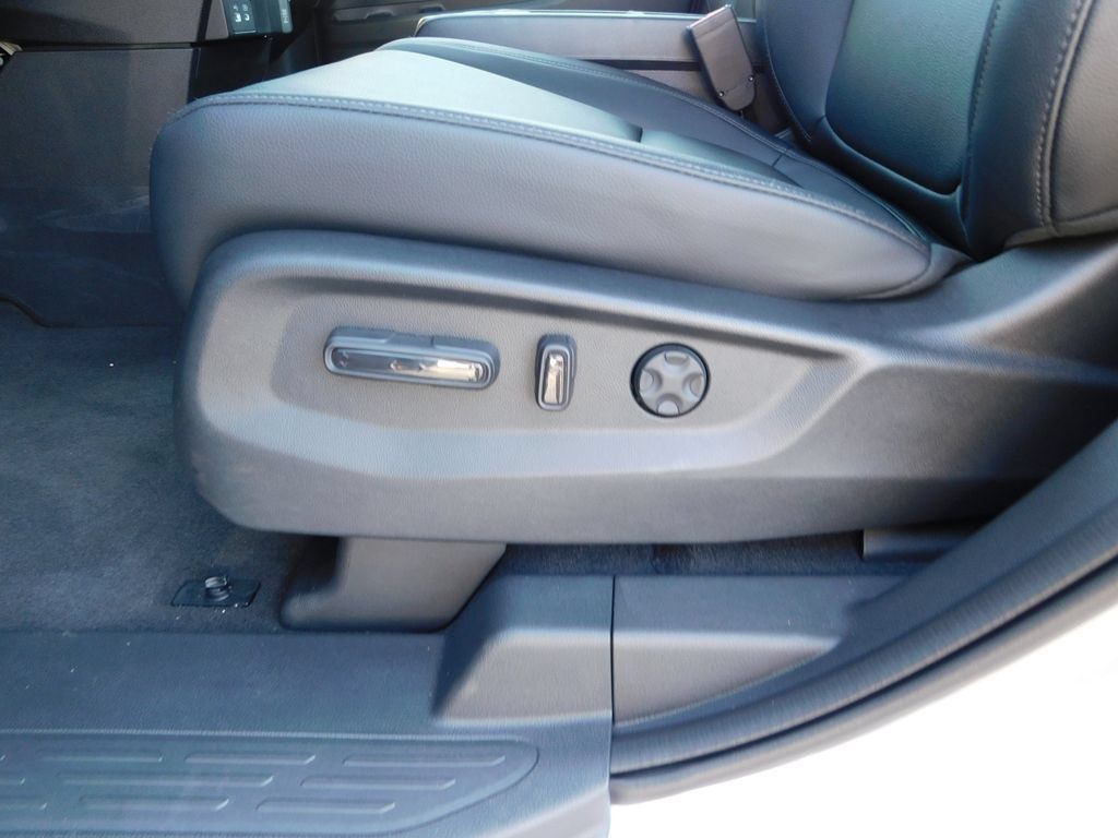 New 2027 Honda Odyssey EX-L image 14