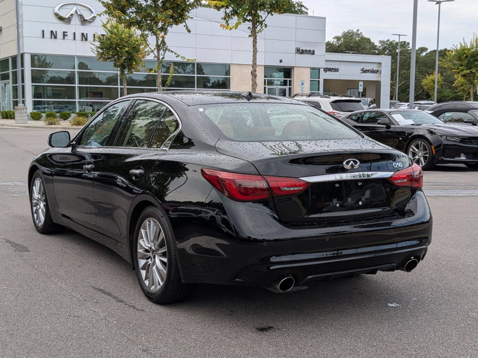 Used 2023 INFINITI Q50 Luxe w/ Cargo Package RWD image 5