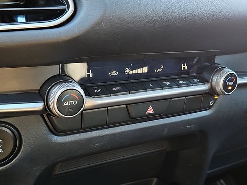 Certified 2025 MAZDA CX-30 AWD 2.5 S w/ Select Sport Pkg image 15