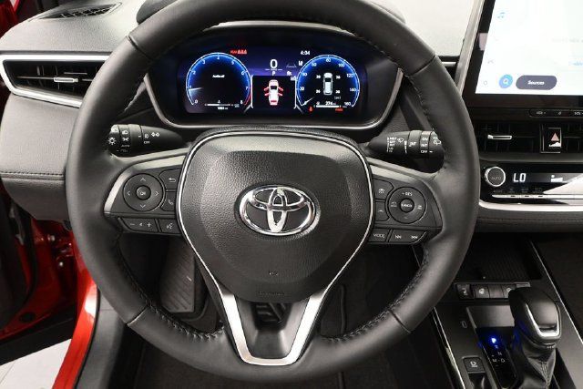 Used 2026 Toyota Corolla Cross XLE w/ Convenience Package AWD/4WD image 5