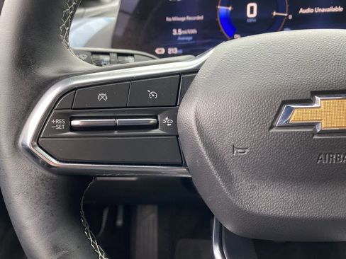 Used 2025 Chevrolet Equinox EV LT w/ Convenience Package FWD image 20