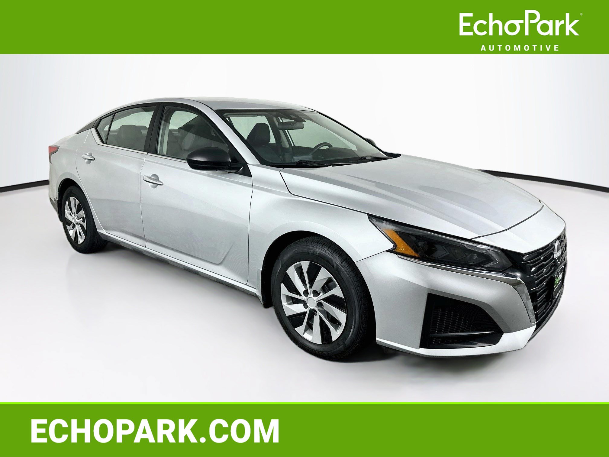 Used 2024 Nissan Altima 2.5 S FWD image 1