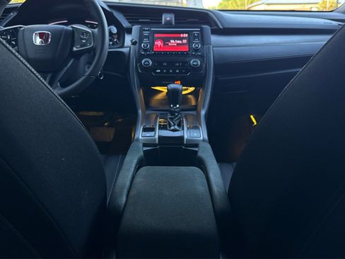 Used 2019 Honda Civic LX image 27