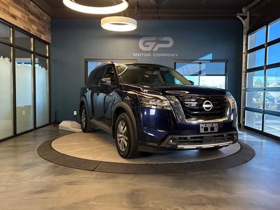 Used 2022 Nissan Pathfinder SL