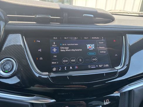 Used 2024 Cadillac XT6 Sport w/ Technology Package image 13