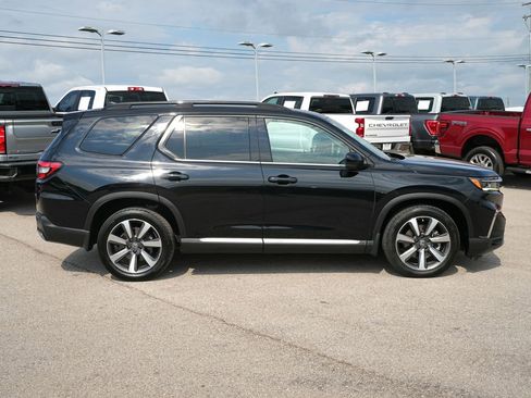 Used 2023 Honda Pilot Elite image 4