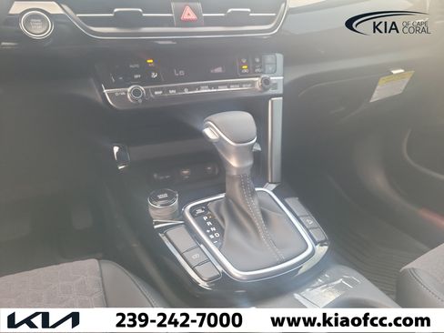 New 2026 Kia Seltos S FWD image 18