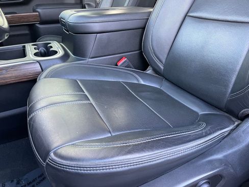 Used 2022 Chevrolet Silverado 2500 High Country w/ Z71 Off-Road Package image 21