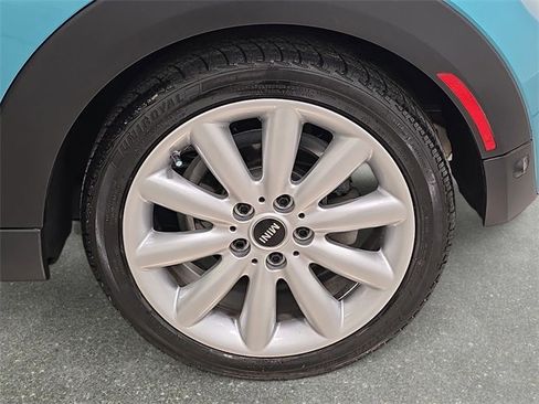 Used 2019 MINI Cooper S image 32