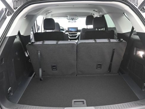 New 2026 Ford Explorer Active image 23