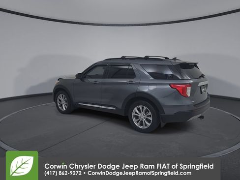 Used 2022 Ford Explorer XLT w/ Equipment Group 202A AWD/4WD image 10