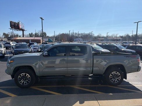 Certified 2023 Toyota Tacoma TRD Sport w/ Technology Package image 3