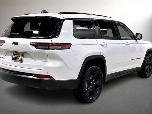 Used 2021 Jeep Grand Cherokee L Laredo image 5