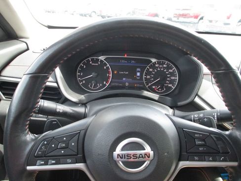 Used 2022 Nissan Altima 2.5 SR w/ Midnight Edition Package image 23