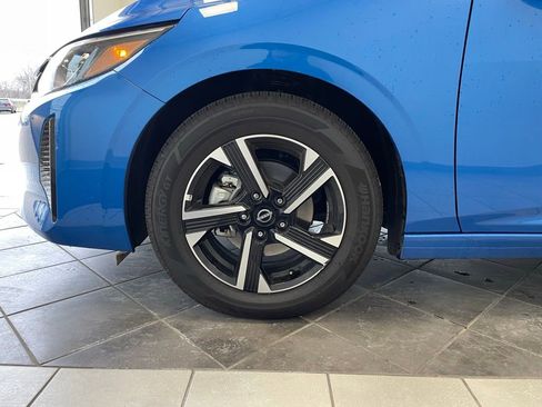 Used 2025 Nissan Sentra SV image 15