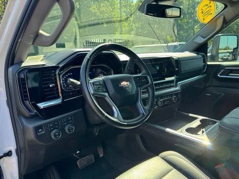 Used 2025 Chevrolet Silverado 3500 LTZ w/ LTZ Plus Package AWD/4WD image 28