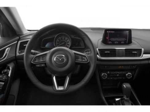 Used 2018 MAZDA MAZDA3 Touring image 10