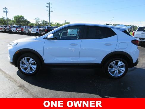 Certified 2025 Buick Encore GX Preferred AWD/4WD image 10