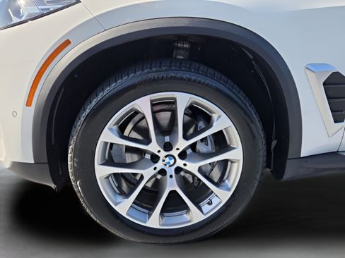 Used 2026 BMW X5 sDrive40i RWD image 32