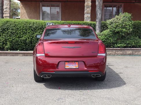 Used 2023 Chrysler 300 Touring L w/ Popular Equipment Group AWD/4WD image 7