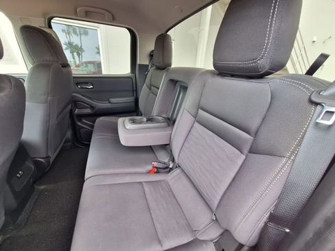 Certified 2023 Nissan Frontier SV w/ Technology Package AWD/4WD image 20