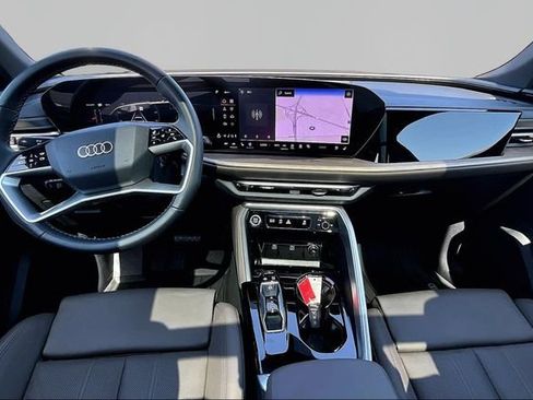 Used 2025 Audi Q5 Premium Plus w/ Premium Plus AWD/4WD image 15
