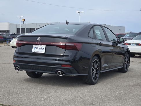 New 2026 Volkswagen Jetta GLI Autobahn FWD image 4