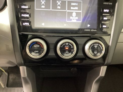 Used 2018 Subaru Forester 2.5i Premium w/ Protection Package #1 AWD/4WD image 25