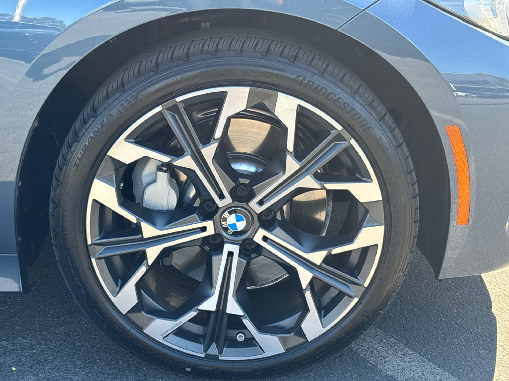 Used 2026 BMW 330i Sedan w/ Premium Package RWD image 7