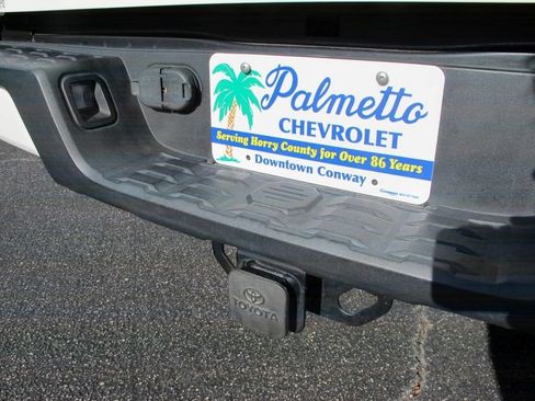 Used 2023 Toyota Tacoma SR5 w/ Technology Package AWD/4WD image 10