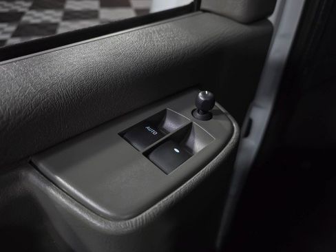 Used 2023 GMC Savana 2500 w/ Driver Convenience Package image 25