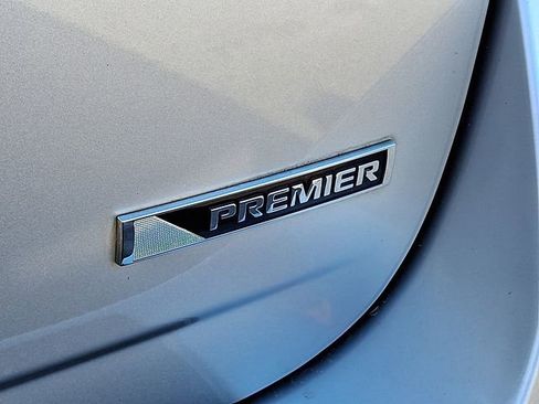 Used 2017 Chevrolet Equinox Premier w/ Enhanced Convenience Package image 27