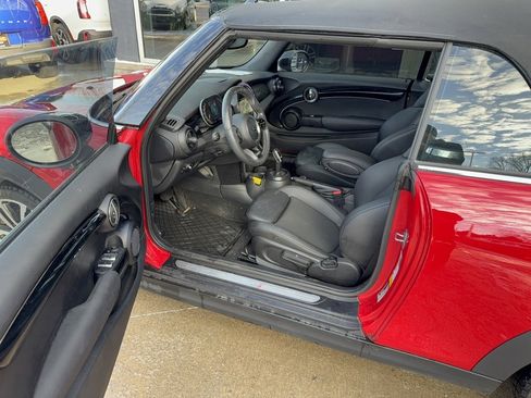 Certified 2023 MINI Cooper S image 5