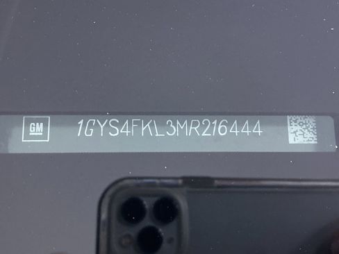 Used 2021 Cadillac Escalade Sport w/ Driver Assist Tech Package image 18