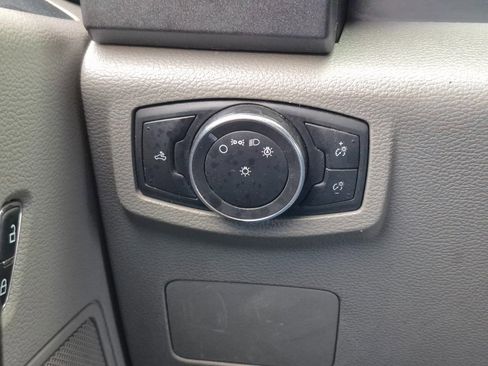 Used 2018 Ford F250 XL w/ Power Equipment Group image 16