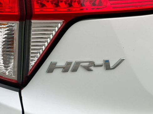 Used 2022 Honda HR-V EX image 13